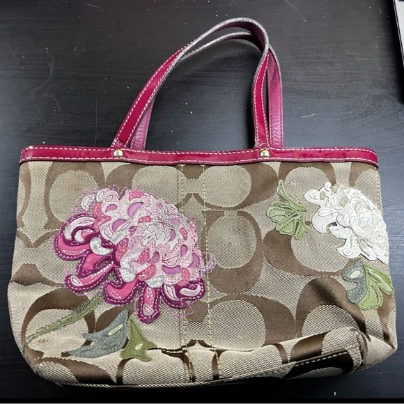 Coach Floral Embroidered Tote Bag - Pink and Brown limit addition - Picture 1 of 9